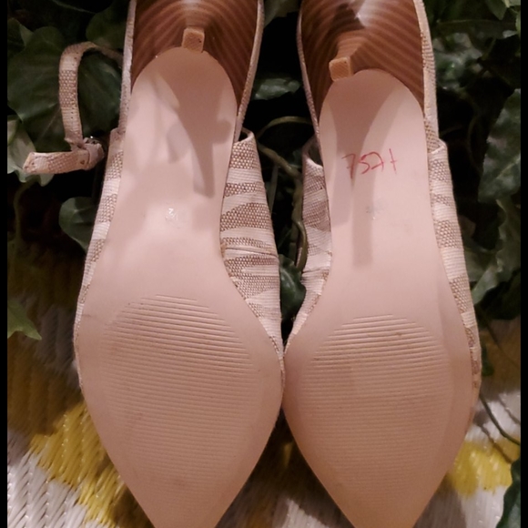 Chico's Fabric striped Pump 7.5 - Picture 5 of 9